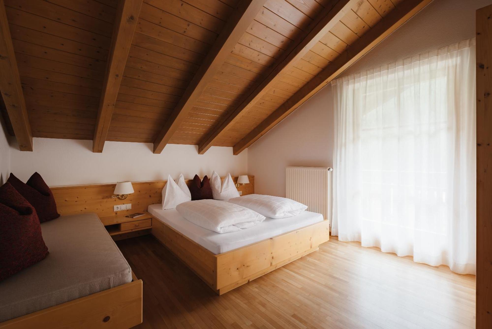Untermairhof Appartment Residence Selva dei Molini Szoba fotó